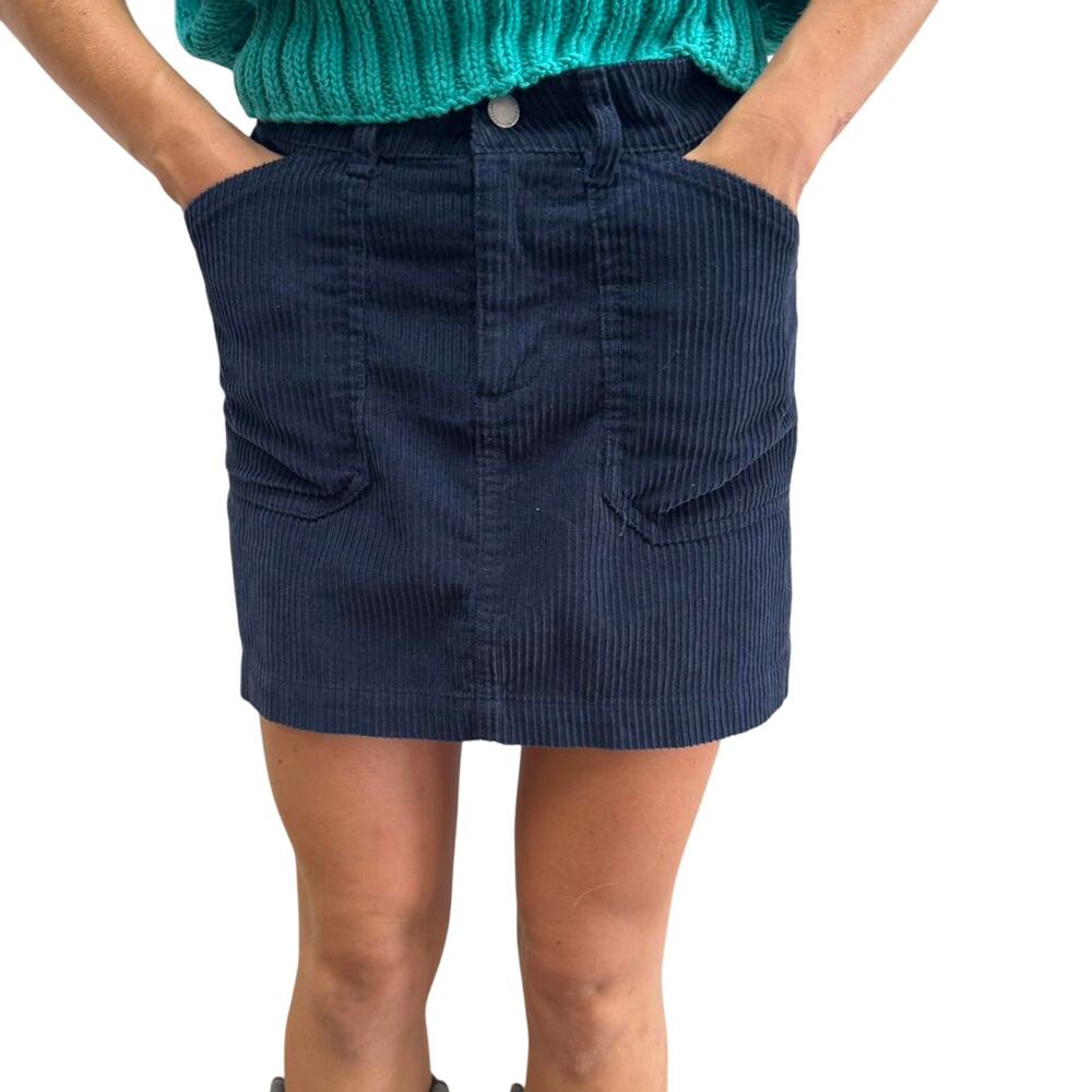 Vintage Y2K Roxy Navy Corduroy Mini Skirt with Pockets – Size XS